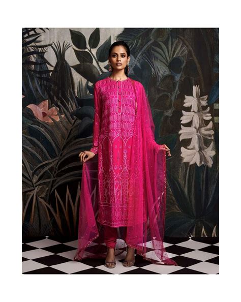 Buy Cathaline Magenta Kurta Kurta Set.