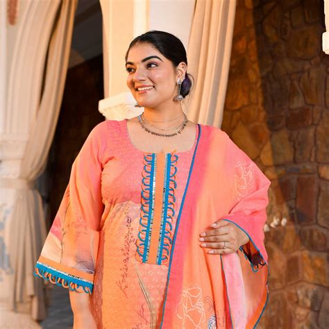 Petal Poetry Collection - Plus Size Fashion || The Plus Size Store ( XS ...