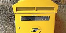 boite aux lettres poste la bo 238 te 224 lettres de la poste forc 233 e et pill 233 e l boite aux lettres poste la bo 238 te 224 lettres de la poste forc 233 e et pill 233 e l