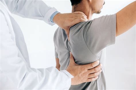 How to find the best back specialist | Long Island Spine Specialists