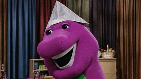 Watch Barney Season 7, Episode 10: A New Friend | Peacock