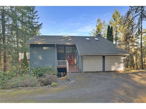 85532 Appletree Dr, Eugene, OR 97405 | MLS# 257344762 | 48 Photos - Movoto