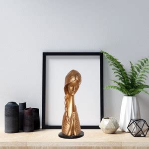 Flipkart SmartBuy Antique Welcome Lady Statue Showpiece - Graceful Home ...
