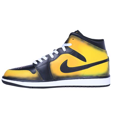 Jordan Mid - Bruce Lee – KKix Custom Sneakers
