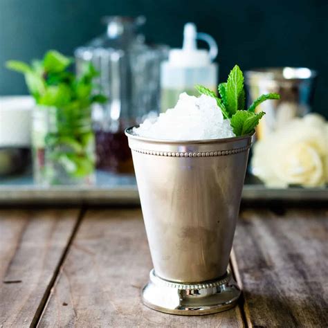 Easy Mint Julep with Mint Simple Syrup - Renee Nicole's Kitchen