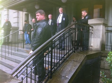 More than 200 Occupy the Courts supporters rally in downtown Portland ...