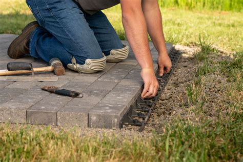 Paver Edging: The 5 Best Ways to Keep Your Pavers in Place | DIY