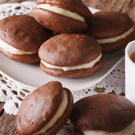Homemade Moon Pies Recipe - Insanely Good