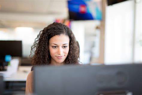 Desktop Computer Set Front View 的图像结果