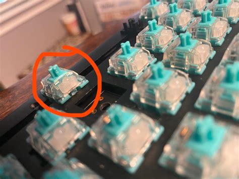 Broken key switch : r/keyboards