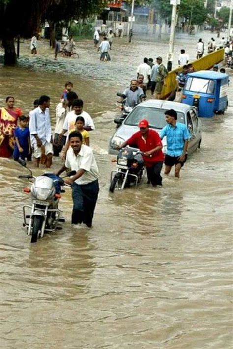 Hyderabad: Get Latest Buzz, Updates, Gossip, Photos & Videos