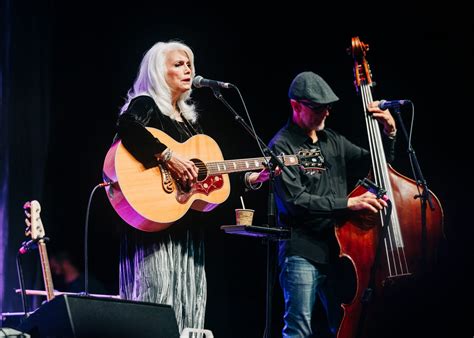 Emmylou Harris – The Wee Review | Scotland’s arts and culture magazine