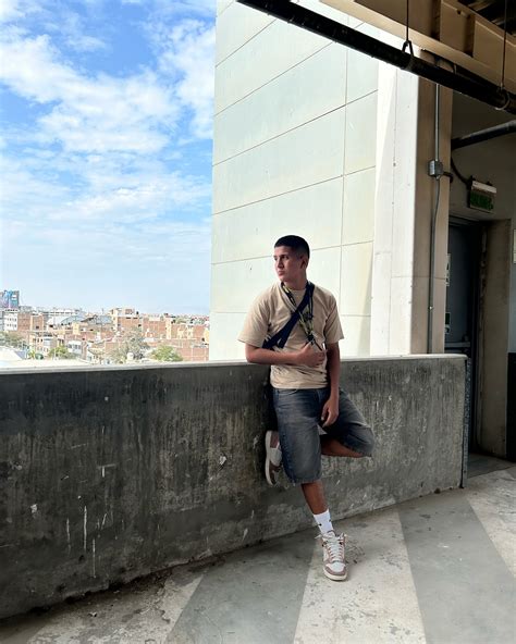 Diego Perez (@diegoperezz.pe) • Instagram photos and videos