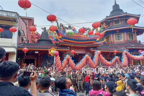 Semarak Perayaan Cap Go Meh 2025: Tradisi, Tren, dan Prediksi