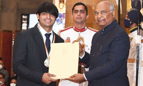 India honours its sports stars at gleaming National Awards ceremony