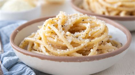 The Ultimate Guide to Cacio e Pepe: A Classic Roman Recipe