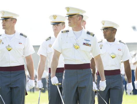 Decorated veteran leads West Point Corps of Cadets | Article | The ...
