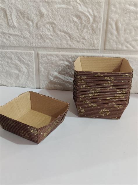 Brownie Liner Pack of 50 Size- 2.5x2.5 Inch – Bakeworld Retails Pvt Ltd