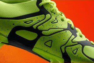 X 15.4 FxG : Amazon.in: Shoes & Handbags