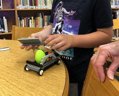 Short Videos of Robotics 的图像结果