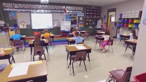 Senate Bill 2 awaits approval in Texas House, what Bexar County parents ...