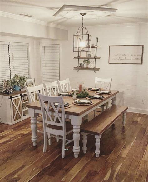 Farmhouse Style Dining Table for a Cozy Dining Room