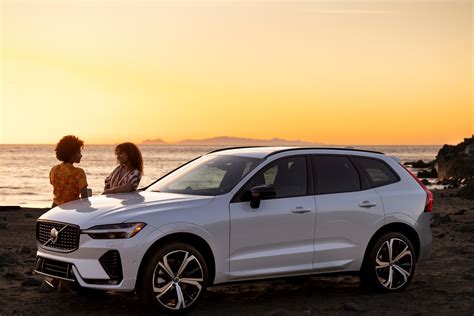 Volvo Cars Santa Monica: New Volvo & Pre-Owned Car Dealer