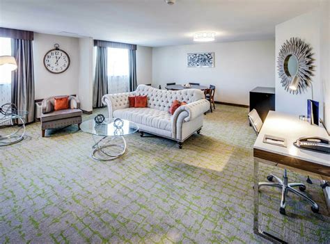 DoubleTree by Hilton Huntington, Huntington, WV Jobs | Hospitality Online