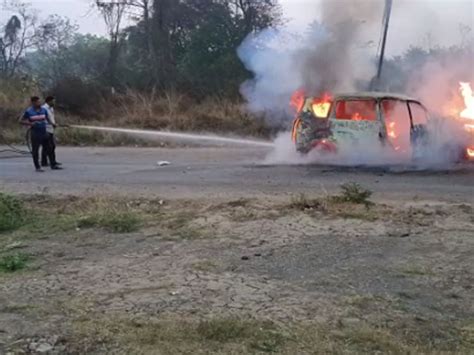 A sudden fire broke out in Urtica's car on Dungri highway, the youth ...