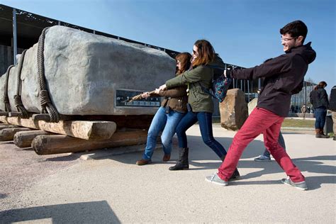 How was Stonehenge built? | Evan Evans Tours