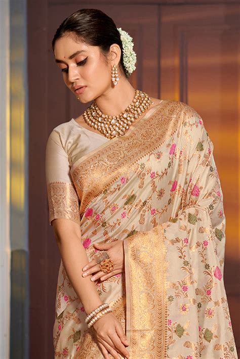Sarees (साड़ी) - Buy Sari Collection Online in India | Karagiri