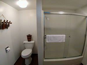 MERRITT HOUSE HOTEL (Monterey) - Inn Reviews, Photos, Rate Comparison ...