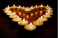 candele a cuore riflessologia luce di candele luce nel cuore candele a cuore riflessologia luce di candele luce nel cuore