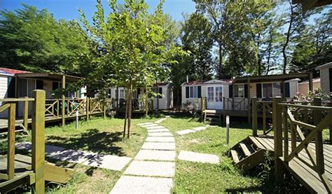 Camping Baia Verde Manerba del Garda Gardameer, Campings Gardameer ...