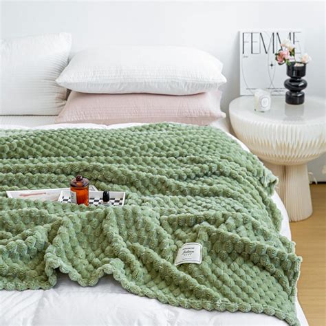 Amazon.com: Sage Green Bubble Fluffy Blanket,Bubble Fluffy Blanket,Sage ...