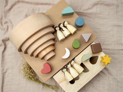 Birch & Bug Montessori Starter Gift Box – Wooden Puzzle Box | Rainbow ...