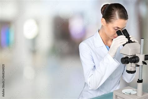 Person Using Microscope 的图像结果