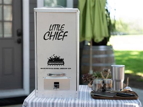 Little Chief Smoker Review – An Affordable Smoker for Home - Barbecue ...