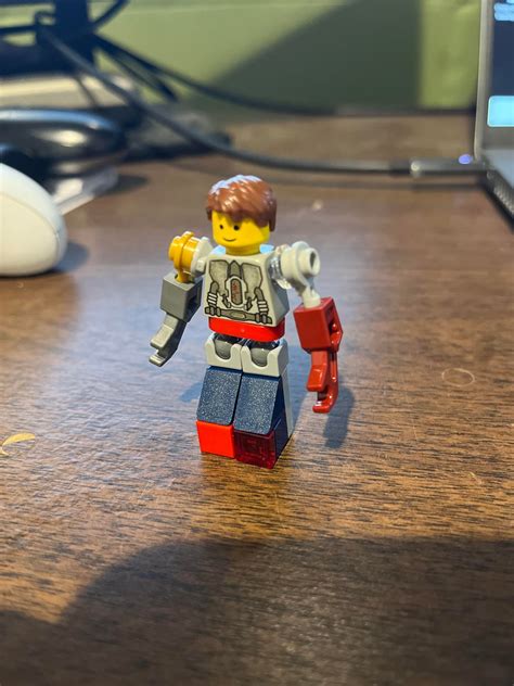 LEGO Cyborg 的图像结果