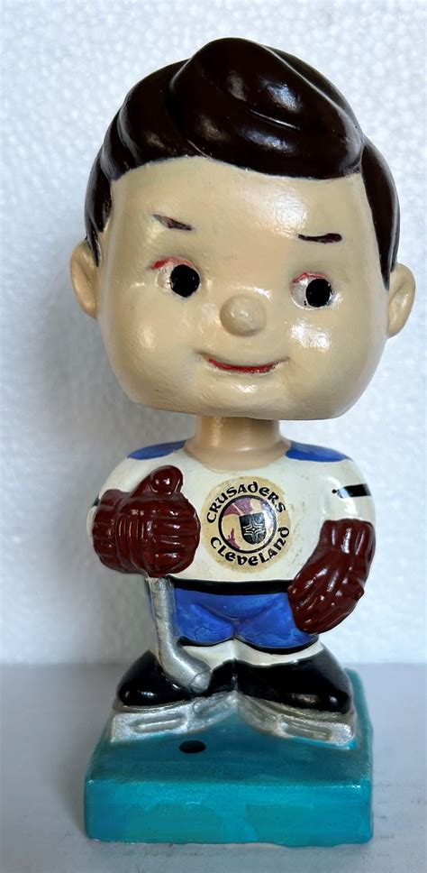 Lot Detail - VINTAGE CLEVELAND CRUSADERS BOBBING HEAD