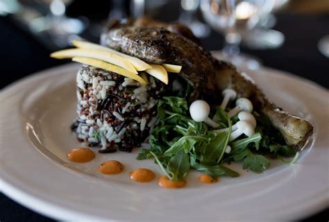 Dining - Prairie Dunes Country Club - Hutchinson, KS