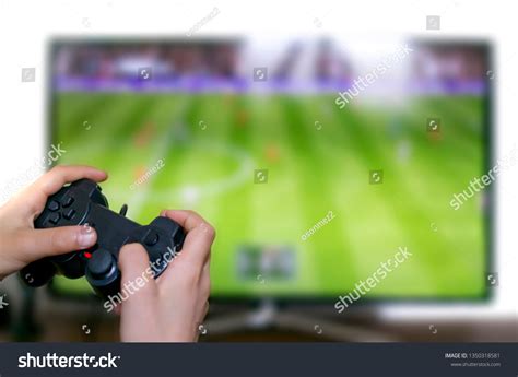 Screen Play in Football 的图像结果
