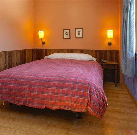 Double Room - Rooms at Hotel Turpí, Benasque
