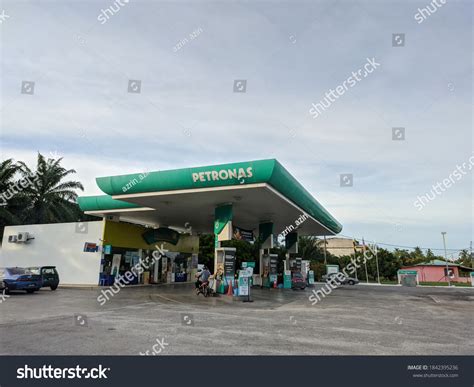 Petronas Service Station