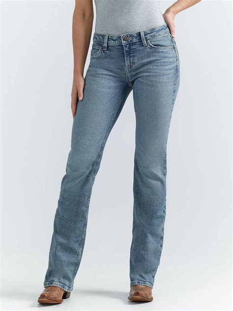 Wrangler Women Retro Mae Mid Rise Boot Cut Jean | Women jeans, Womens ...