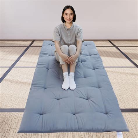 Japanese Futon Floor Matterss, Folding Tatami Mat Sleeping Pad,Roll Up ...