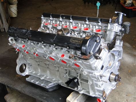 Jaguar V12 Engine