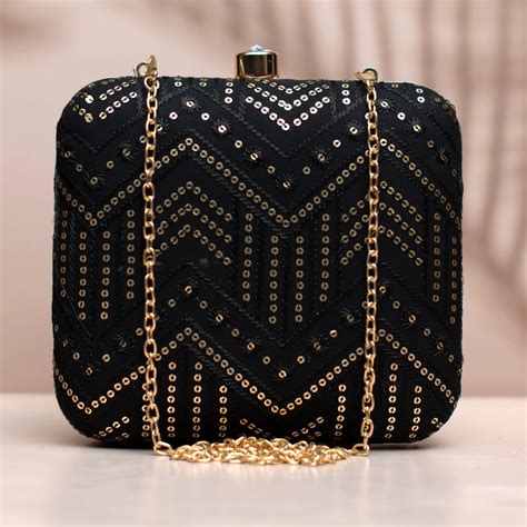 Black Zigzag Sequins Embroidery Clutch - Artklim