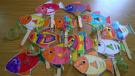 Rainbow Fish Art Craft Activities at Lucinda Kindler blog