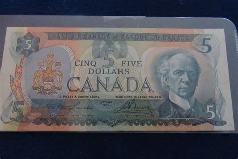 1979 MULTI COLORED BANK OF CANADA FIVE DOLLAR BILL